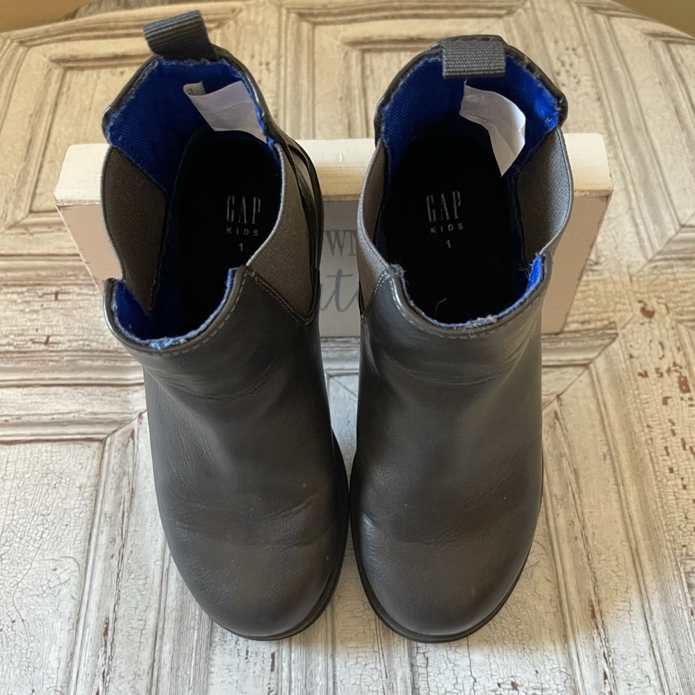 GAP Boots - Picture 4 of 7